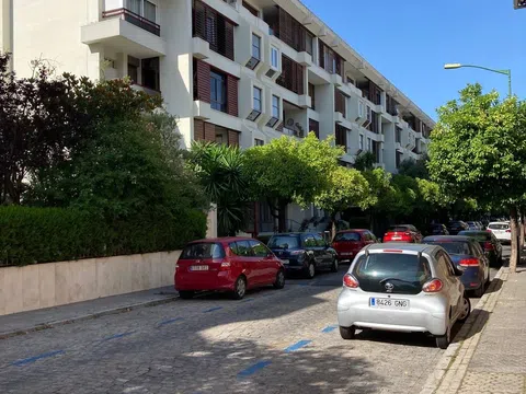 Piso en calle Castillo de Utrera, 3 - Foto 1