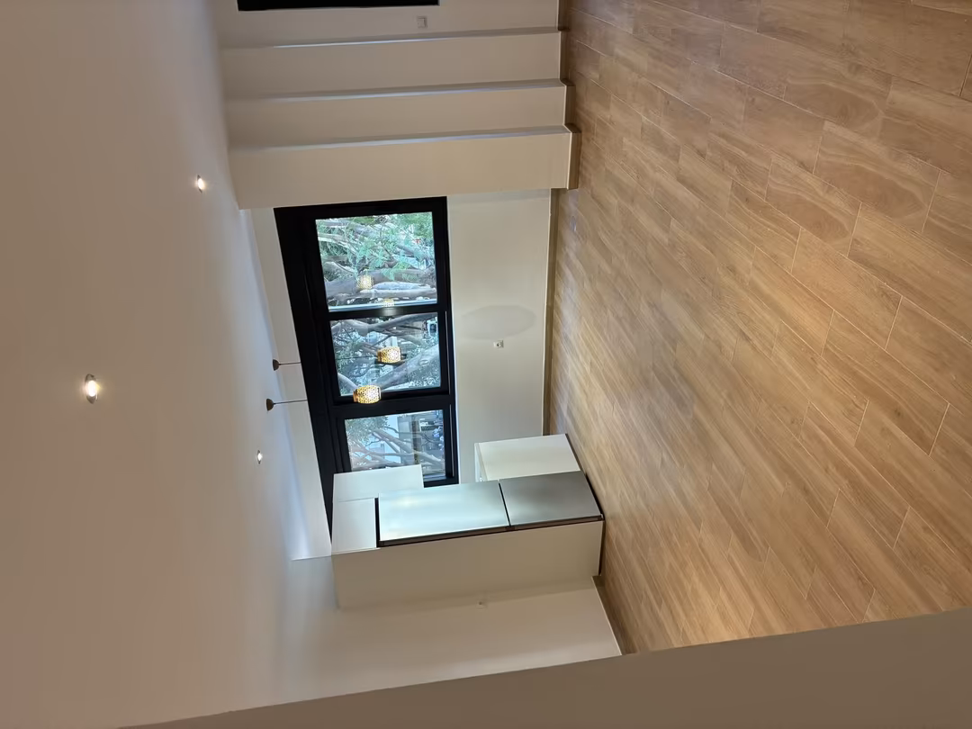 Piso en  Calle Esperanto 8