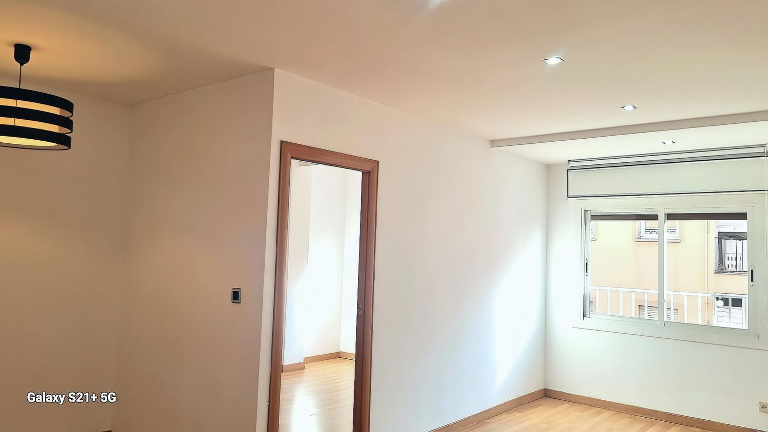 Piso en calle de la Independència, 144 - Foto 5