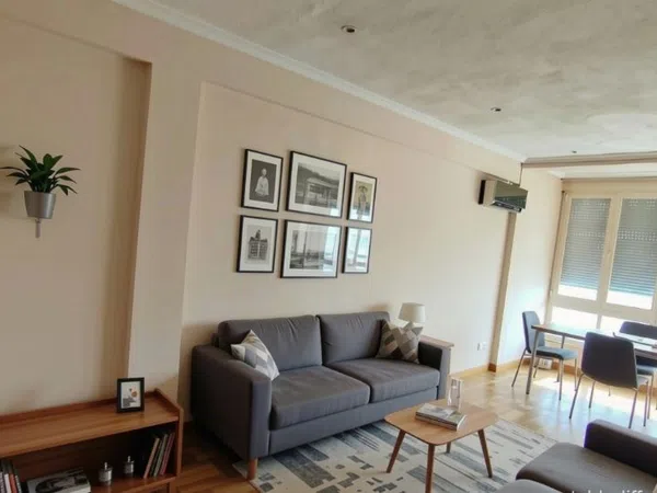 Piso en calle de Clara del Rey, 48