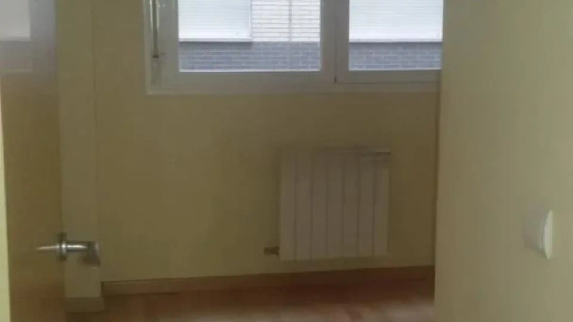 Piso en  Calle de Samaniego 20 - Foto 6