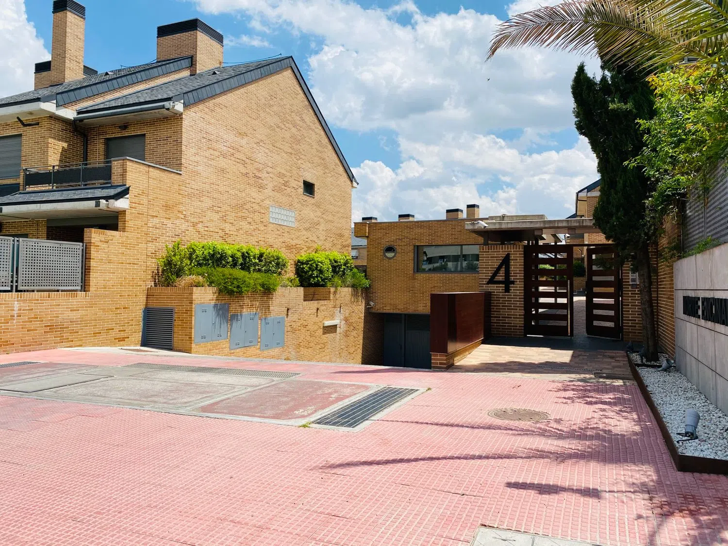 Chalet adosado en avenida Ángel Nieto, 4 - Foto 3