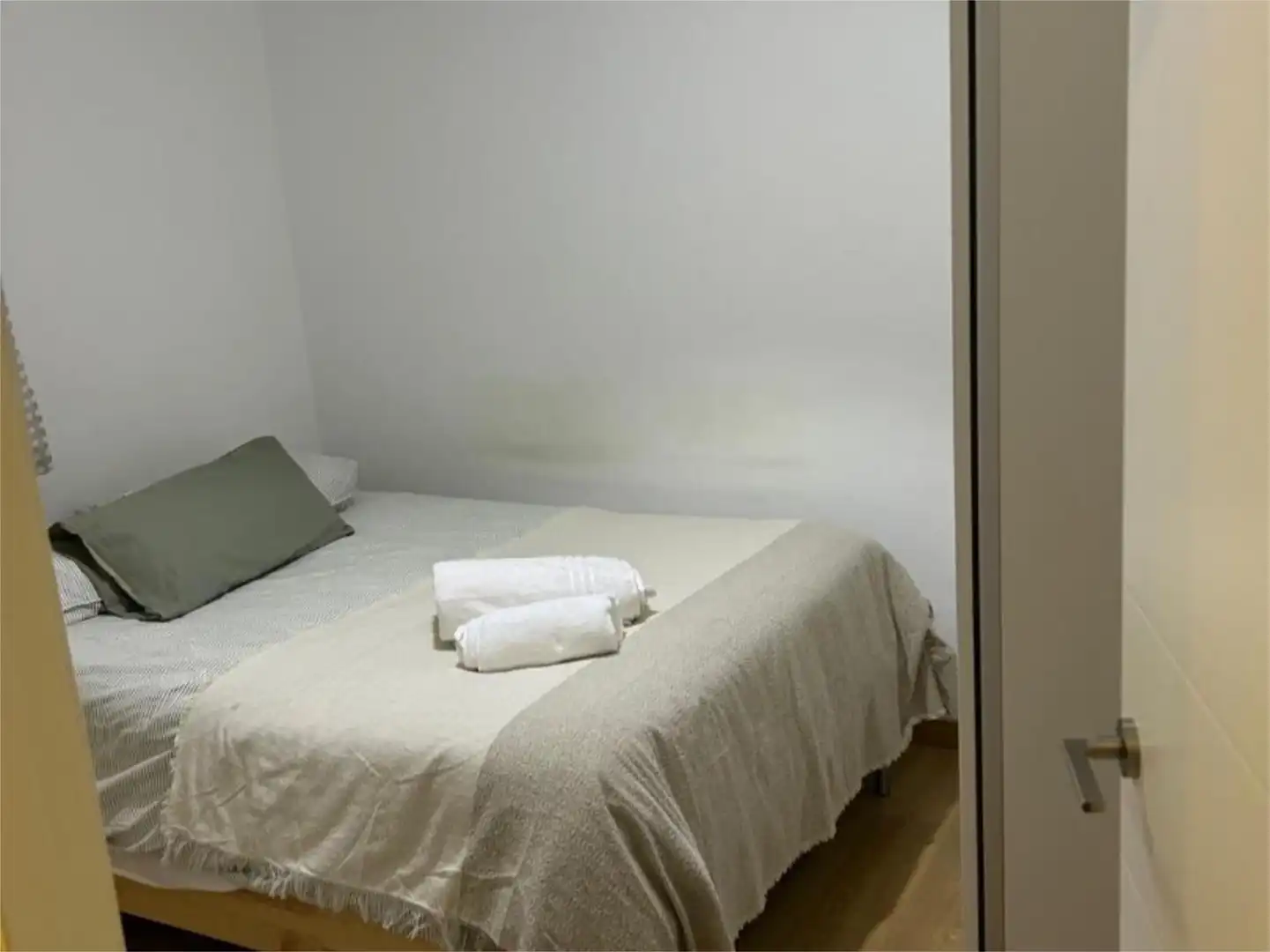 Piso en  Calle de la Galería de Robles 5 - Foto 8