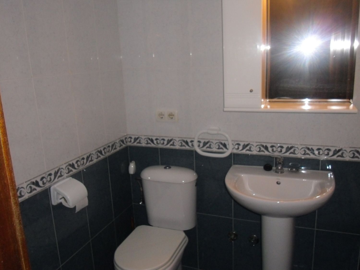 Piso en calle Cueva de la Pileta, 2 - Foto 8