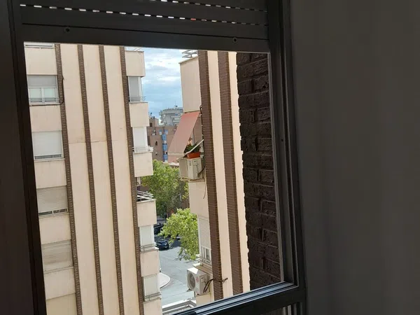 Piso en calle de Orense, 64