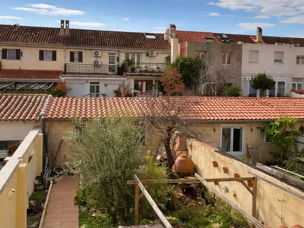 Chalet pareado en calle de Witiza, 41