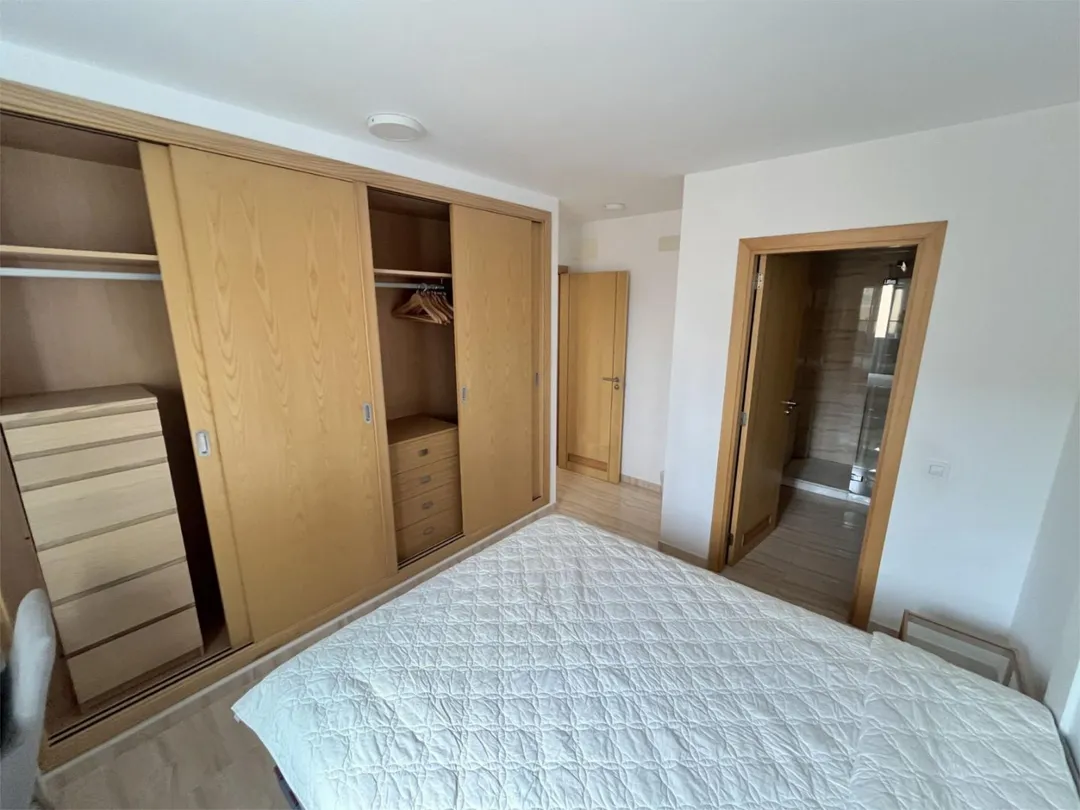 Piso en  Carrer del Pare Guillem Vives 4 - Foto 6