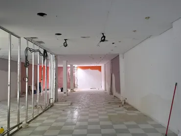 Local comercial en  Calle PRIMERO DE MAYO - Foto 4