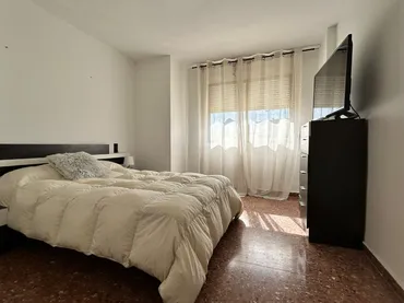 Piso en  Carrer Gabriel Miró 37 - Foto 2