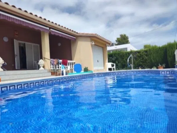 Casa o chalet independiente en Calle de L’Ordre de Sant Jordi, 34 - Foto 2