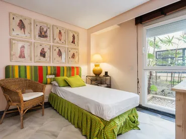 Apartamento en calle Calle Arturo Rubinstein 8 - Foto 3