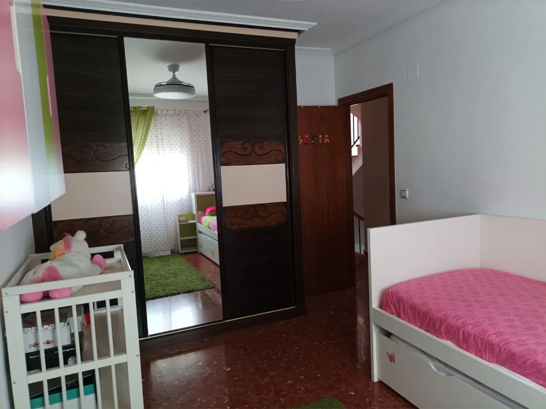 Chalet en  Avenida Reina Sofia 26 - Foto 10