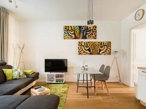 Piso en C. Juan de Valdés, 18