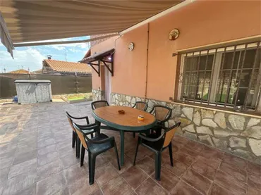 Casa adosada en almonacid de la sierra - Foto 4