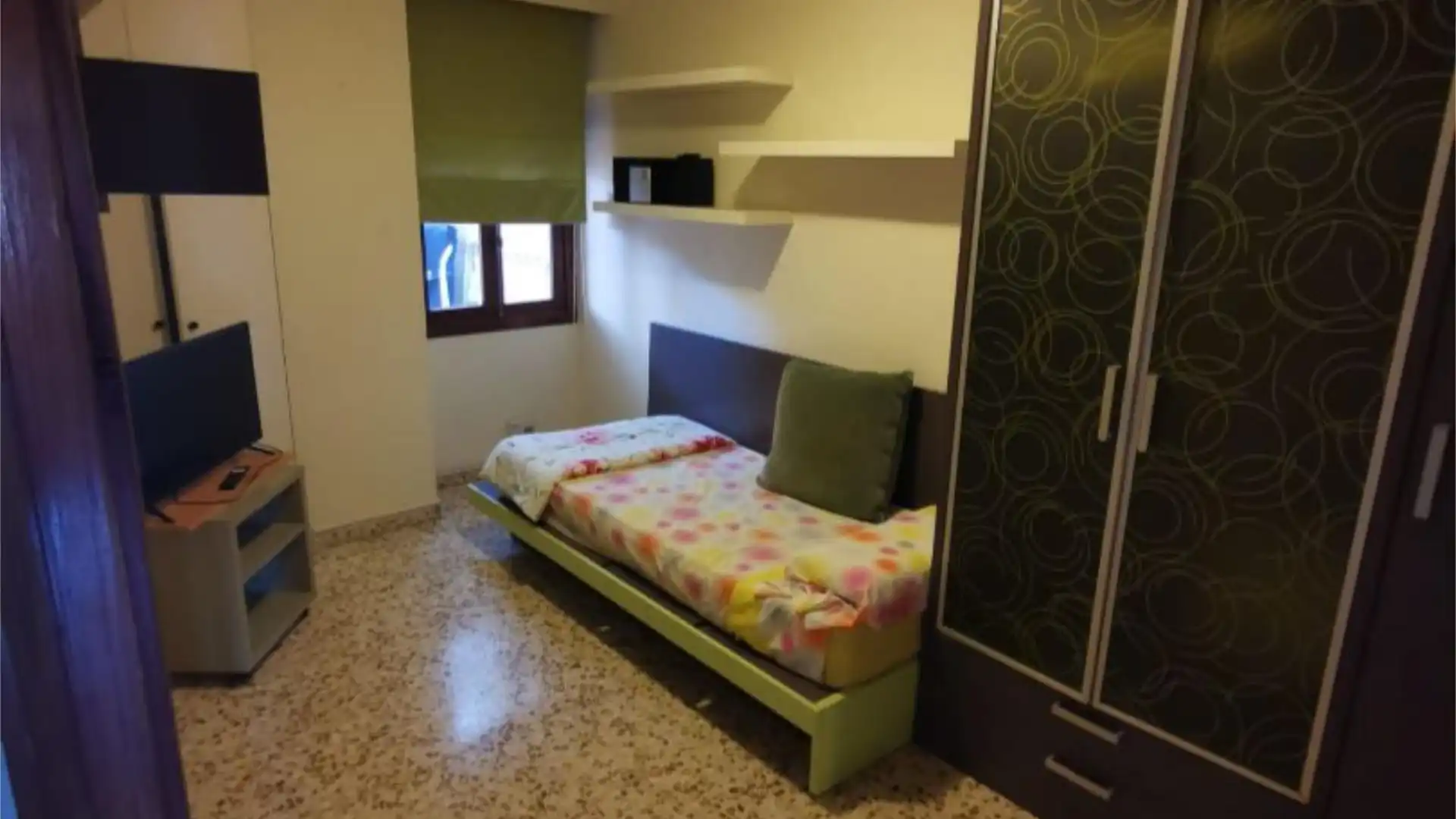 Piso en  Carrer General Ricardo Ortega 58 - Foto 5