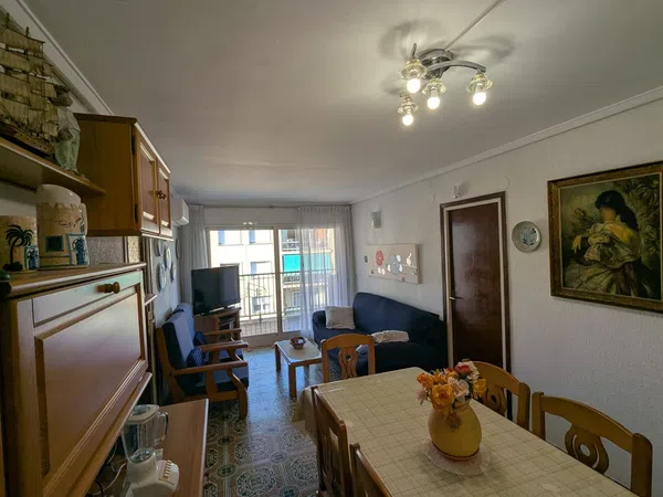 Piso en calle de Lluís Companys, 82 - Foto 2