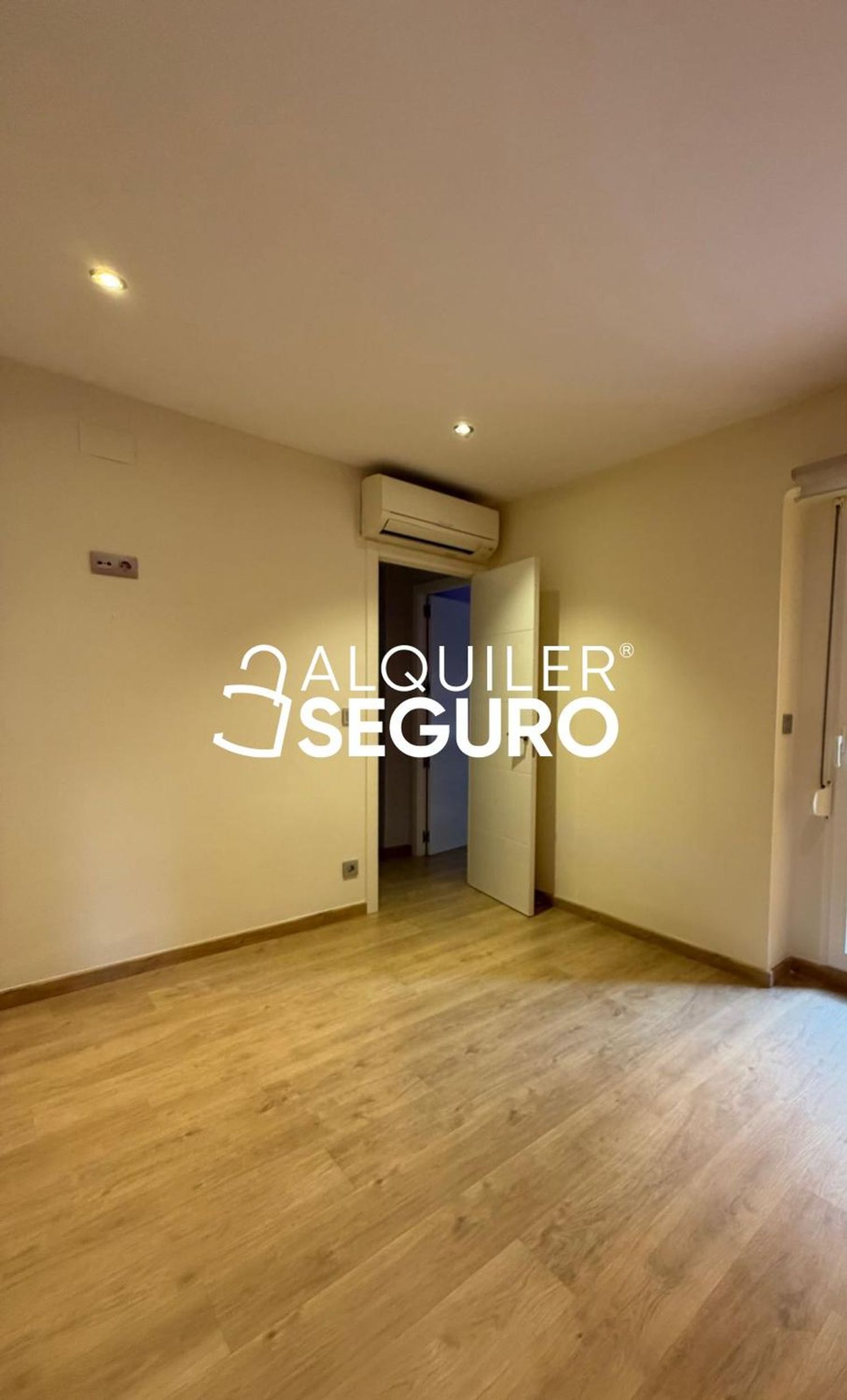 Piso en Calle del Riu Túria, Zona Ensanche-Río Jucar - Foto 16