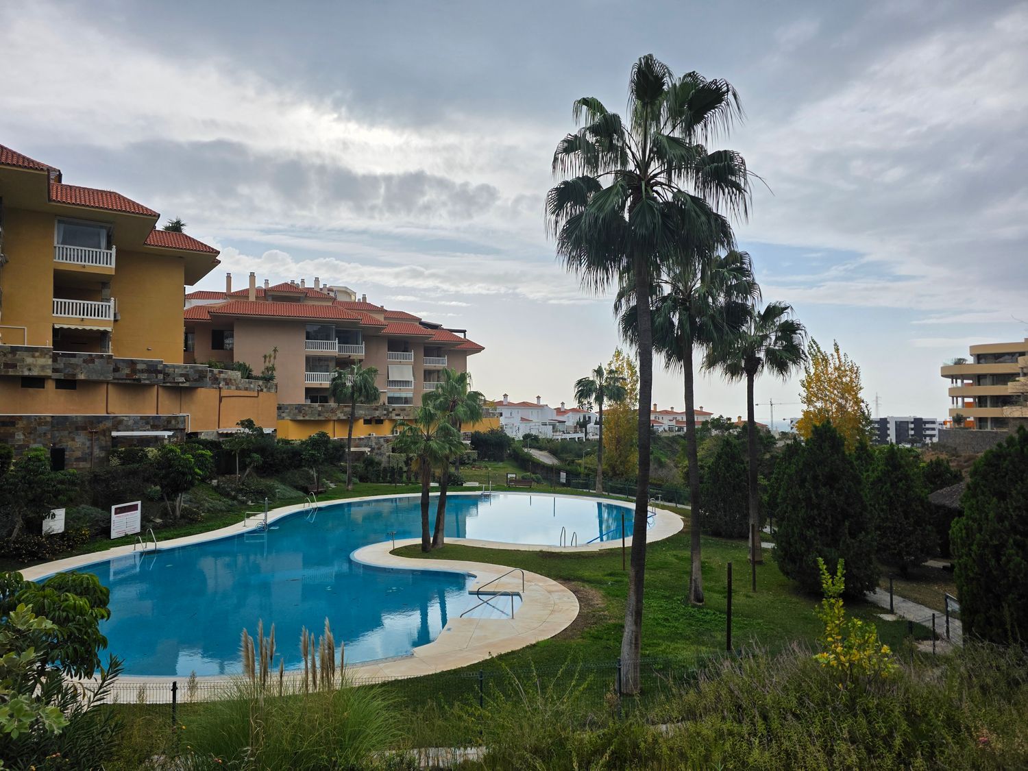 Piso en avenida del Higuerón, 1 - Foto 1