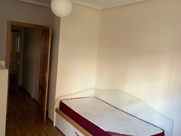 Piso en Calle del Romancero, 50, San Julián-Bº de Cortes - Foto 4