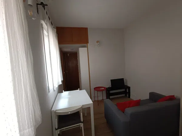 Piso en calle de Jaén, 37