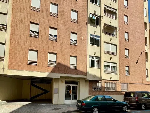 Piso en calle Profesor Sainz Cantero, 1