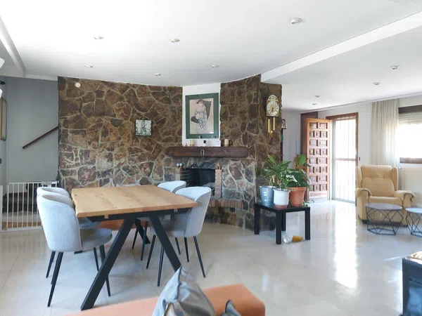 Chalet adosado en Barrio Peñagrande