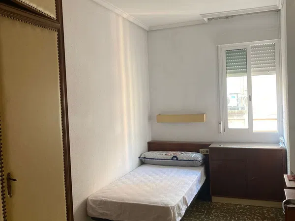Piso en Calle de Benassal, 8, Zona Hospital-Plaza del Real - Foto 4