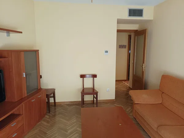 Piso en calle de Almansa, 58