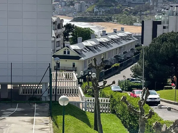 Piso en Valdenoja - Foto 1