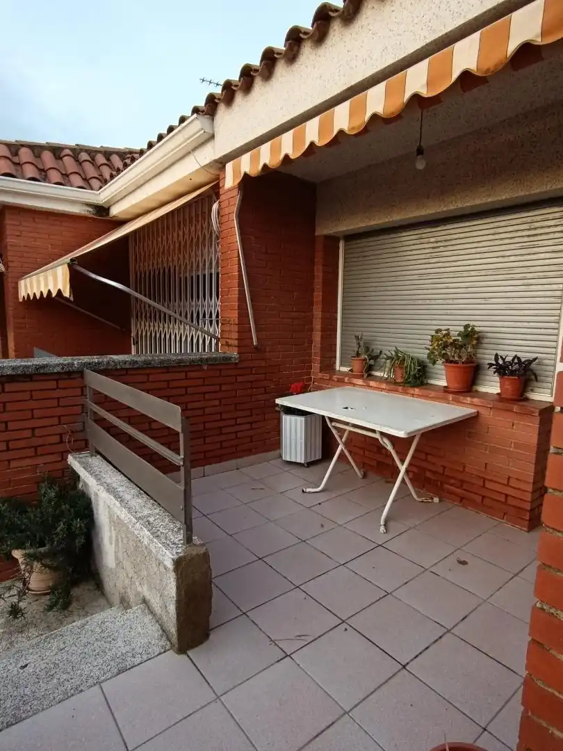 Piso en  Carrer Mas dels Cups 8 - Foto 8