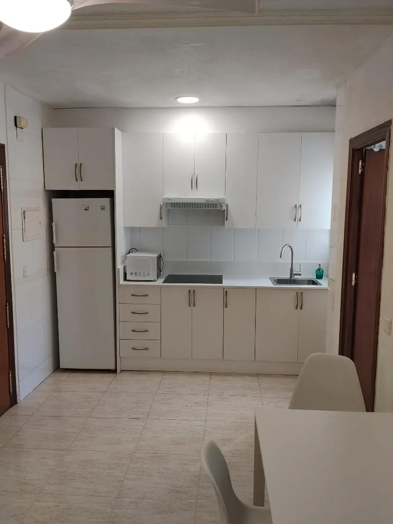 Piso en  Calle Jacobo de las Leyes 14 - Foto 9