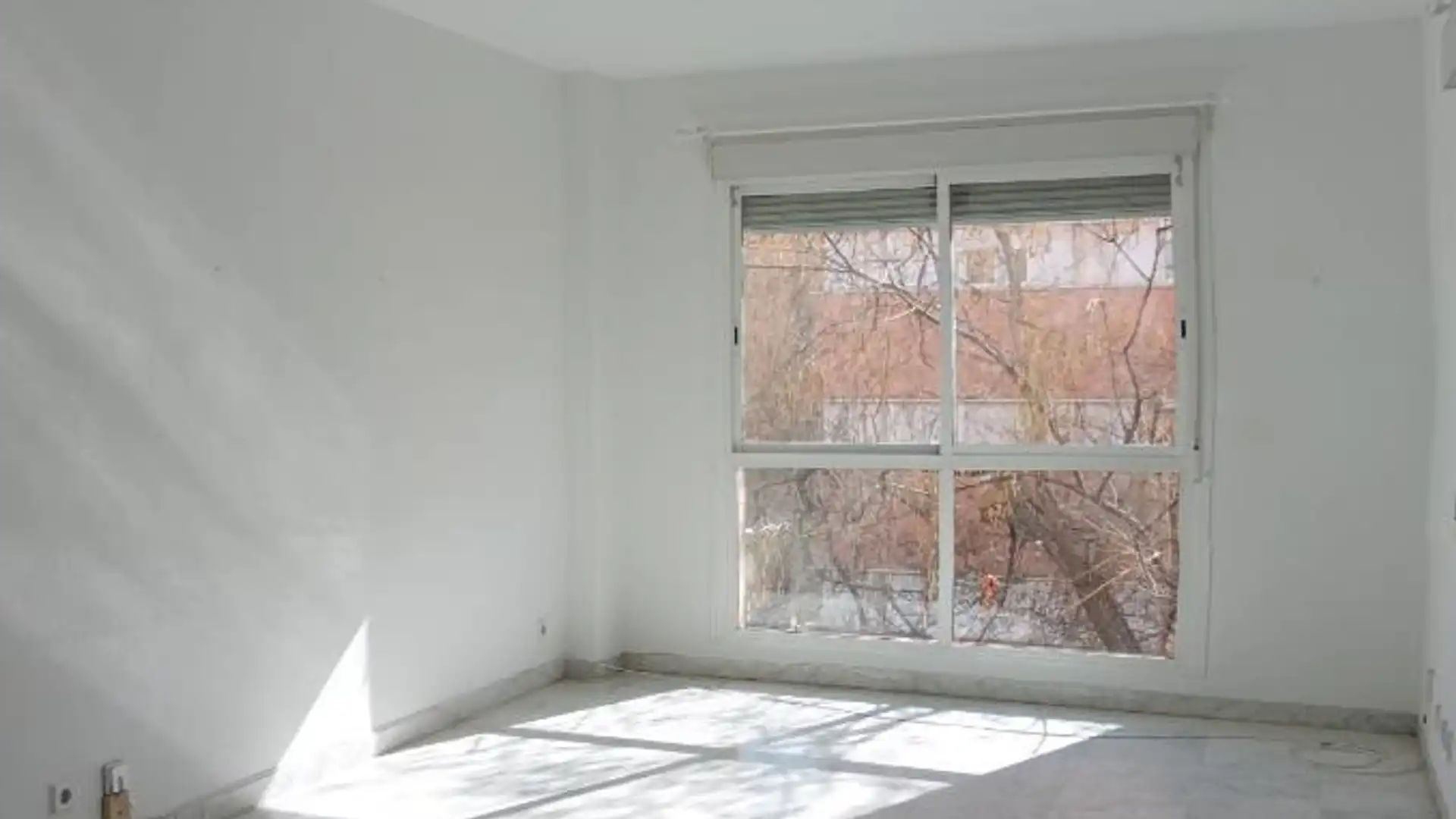 Piso en  Avenida de la Buhaira 11 - Foto 11