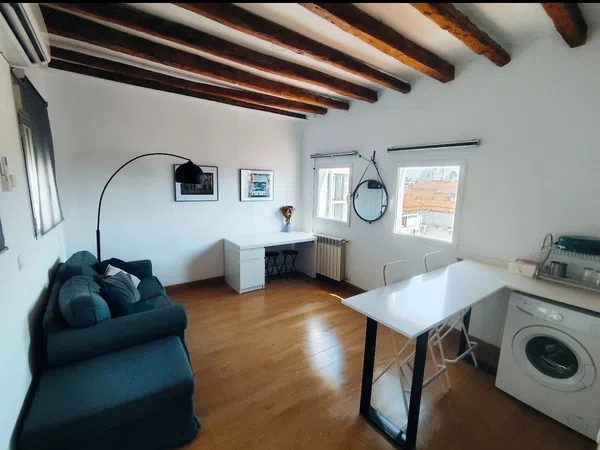 Piso en calle San Bernardo, 84