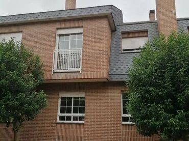 Chalet en  Calle Wenceslao Fernández Flórez 5 - Foto 2
