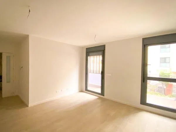 Piso en calle de Persiles y Segismunda, 42 b - Foto 2