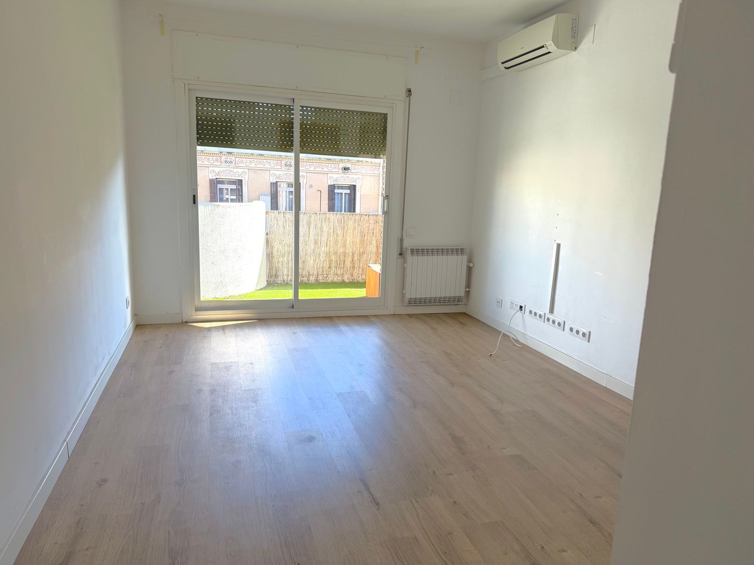 Piso en Barrio La Sagrada Família - Foto 1