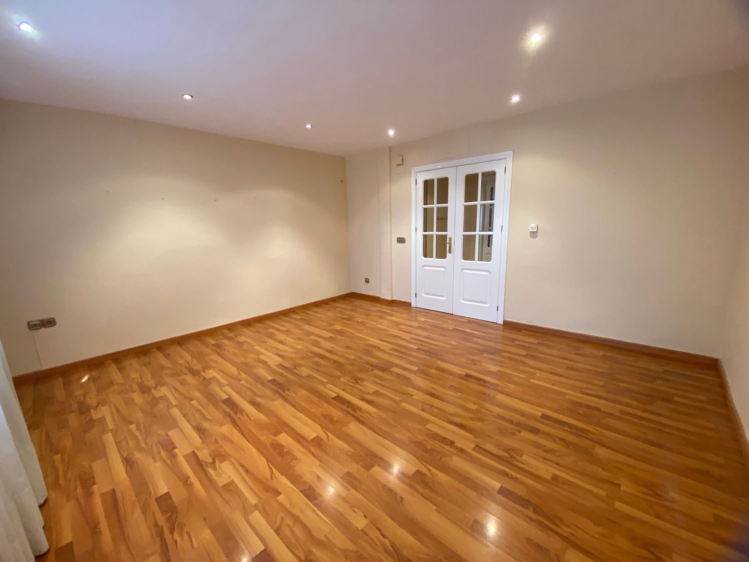 Piso en calle Marqués del Nervión, 114 - Foto 2