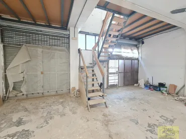 Local comercial en L'Hospitalet de Llobregat - Foto 1
