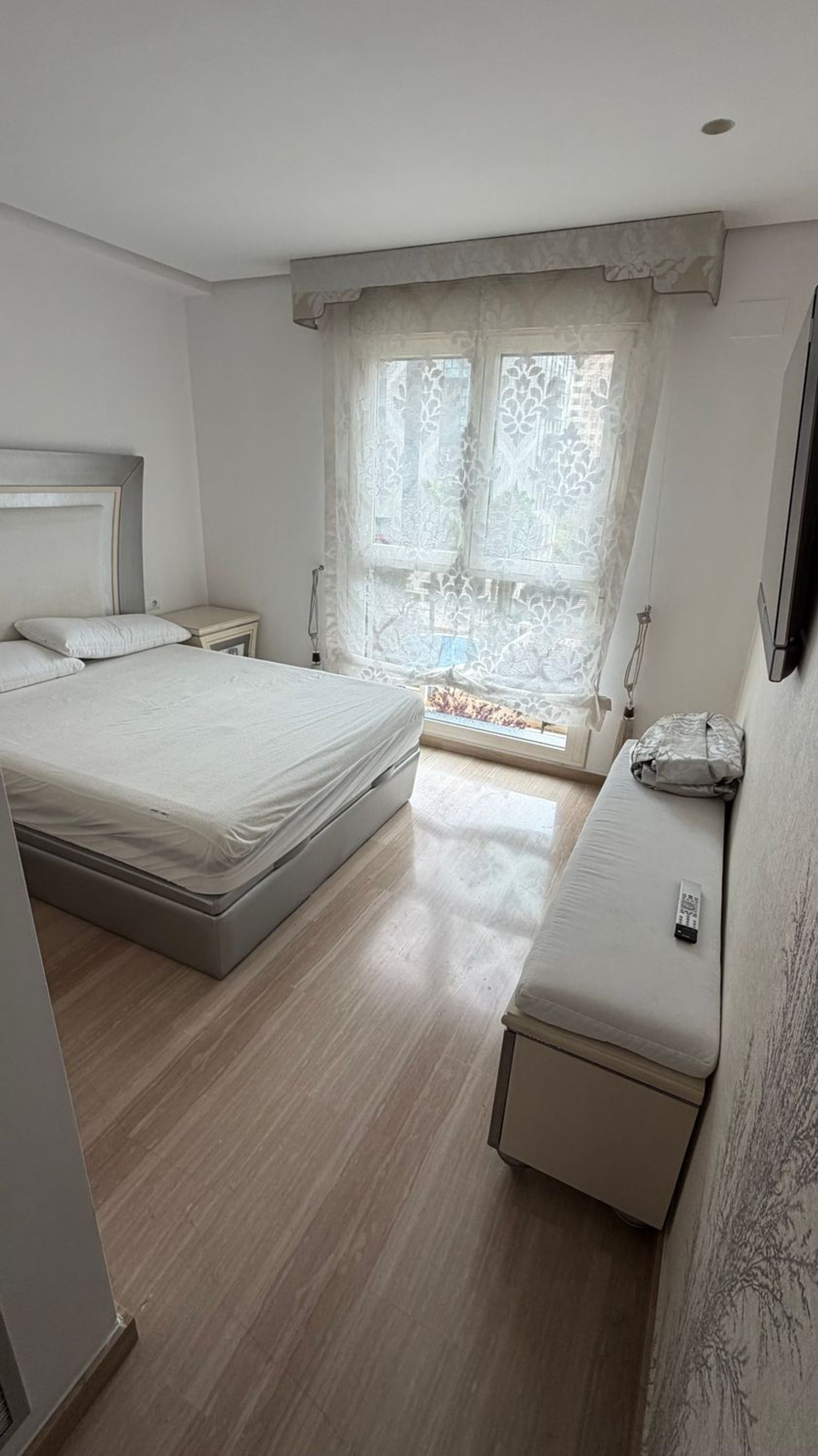 Piso en avenida de les Corts Valencianes, 26 - Foto 2