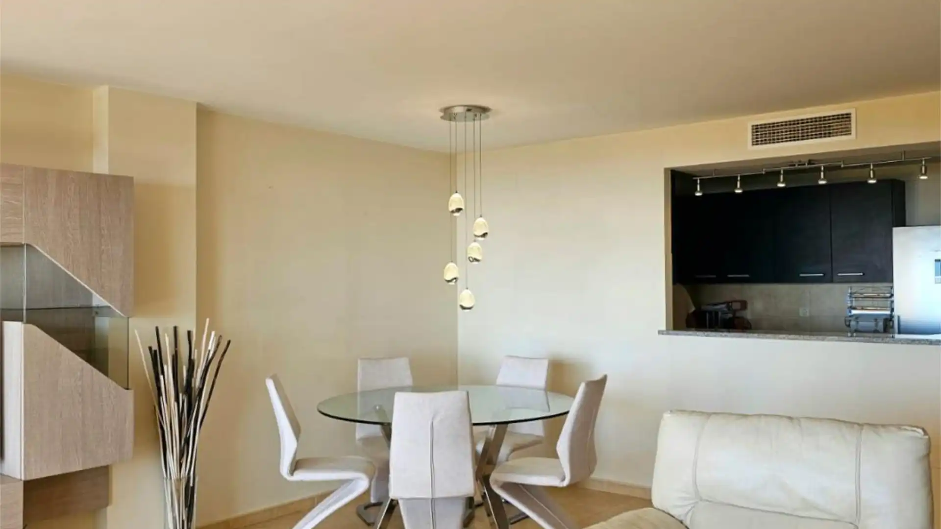 Piso en  Calle Cristóbal Colon 5 - Foto 4