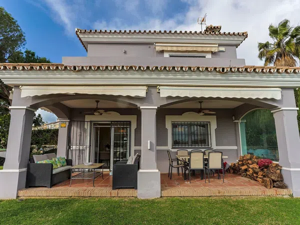Casa independiente en calle Pico del Naranco, 59 - Foto 5