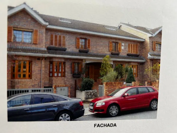 Chalet adosado en Calle Rosa de los Vientos, 26 - Foto 1