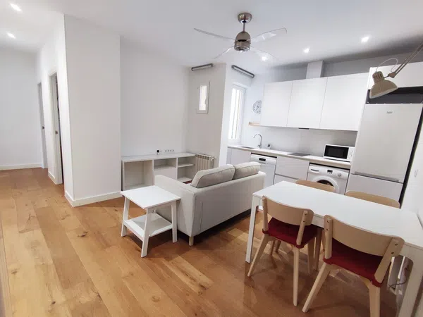 Piso en calle de Ponzano, 81