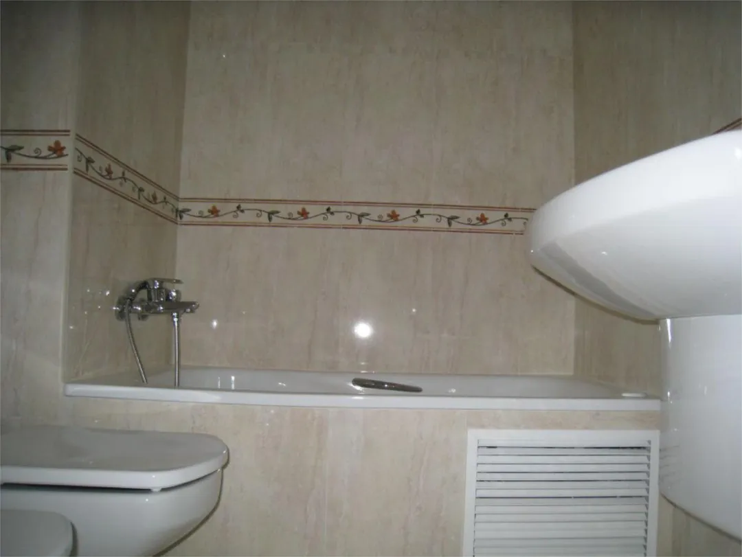 Piso en  Paseo Marítimo Rey de España 130 - Foto 4