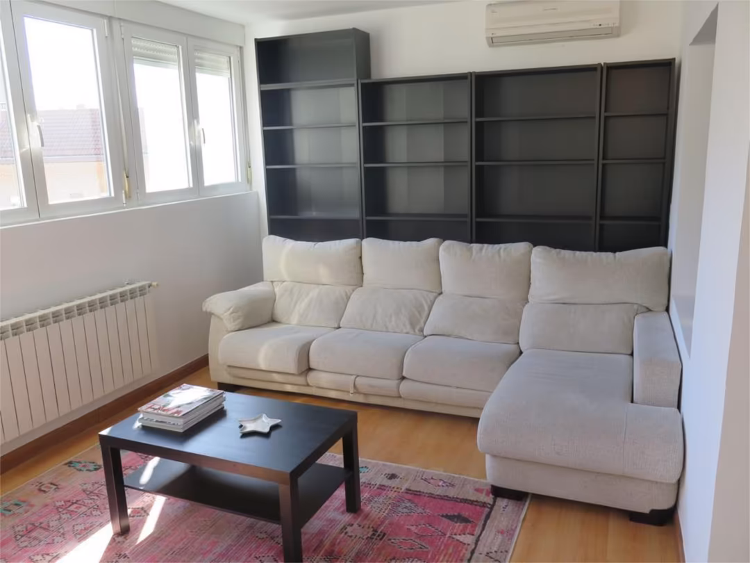 Piso en  Calle de Walia 4 - Foto 2