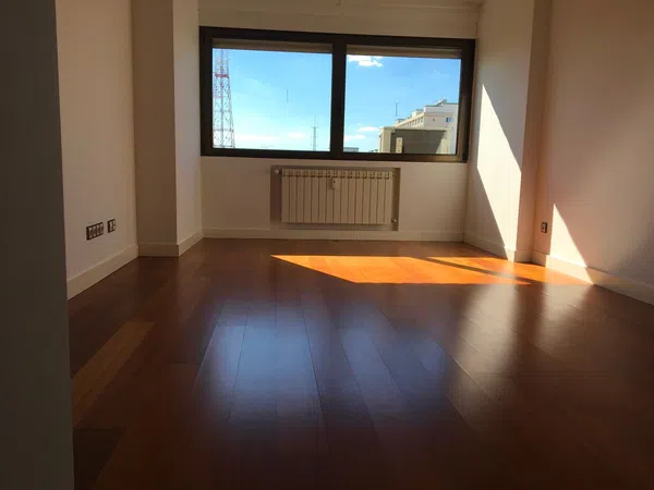 Piso en calle del General Ibáñez de Ibero, 5