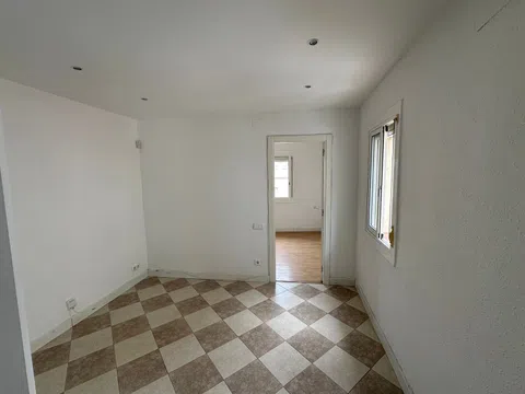 Piso en calle de la Mare de Déu dels Angels, 54