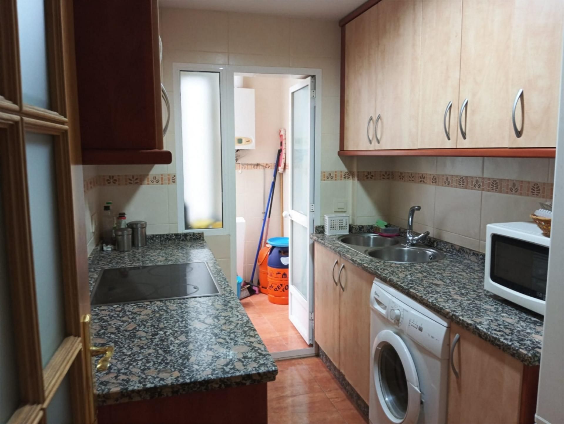 Piso en  Calle Catedrático Antonio Silva 6 - Foto 2