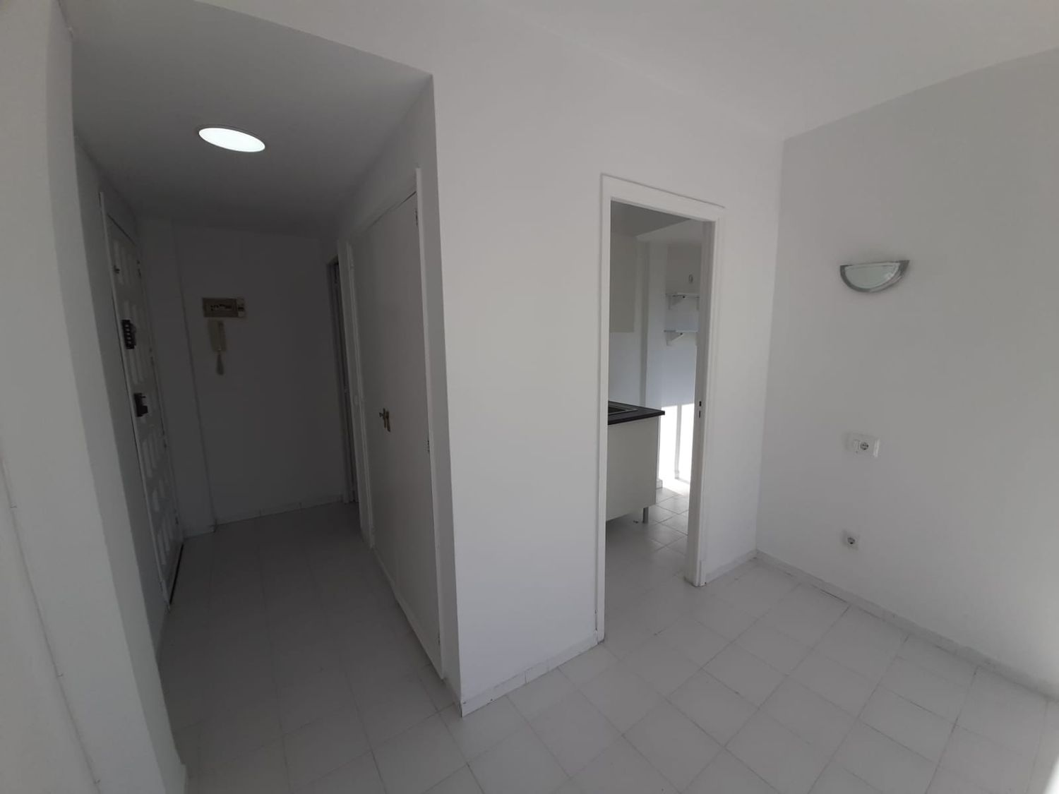 Estudio en avenida de Joan Miró, 111 - Foto 1