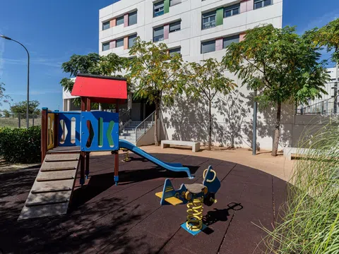 Piso en calle de Lina Odena